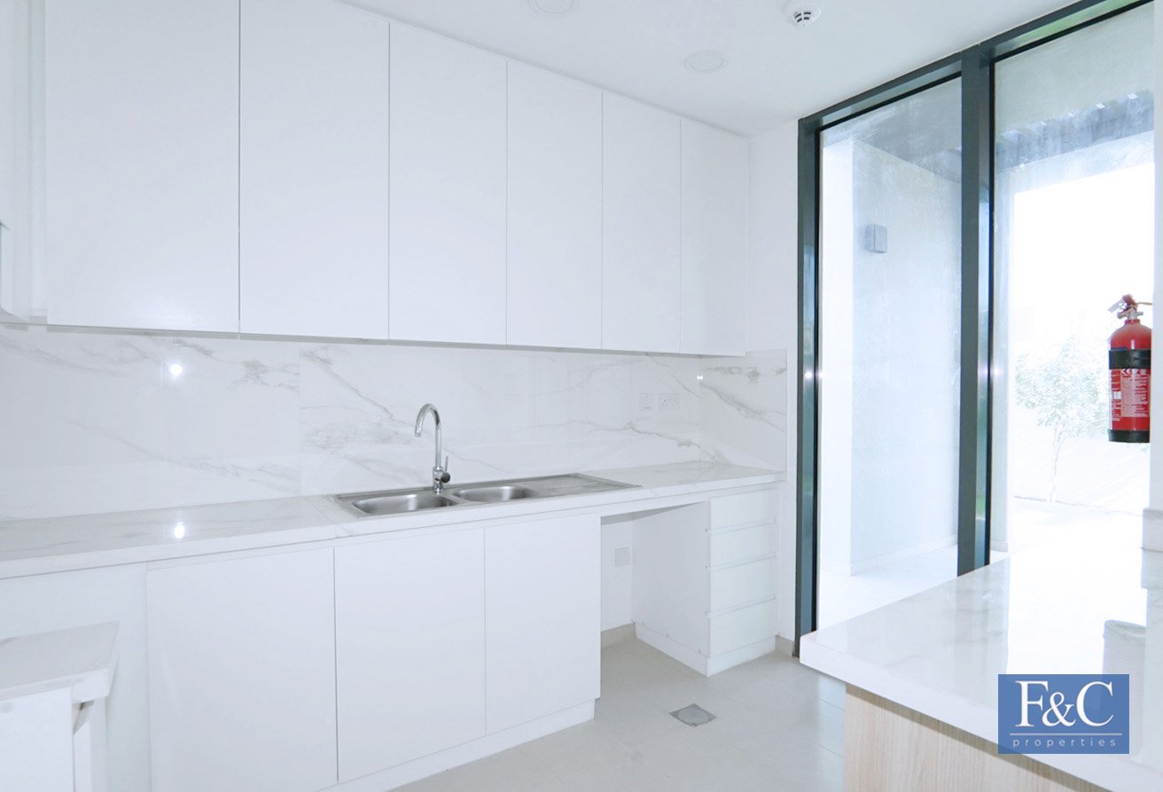 https:--portal.fandcproperties.ae-uploads-listings-images-listing_5383_image_6.jpeg