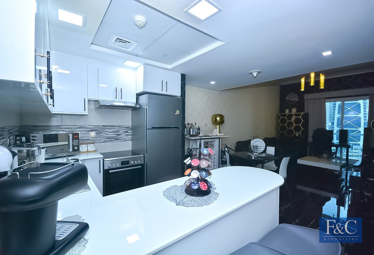 https:--portal.fandcproperties.ae-uploads-listings-images-listing_5798_image_2.jpeg