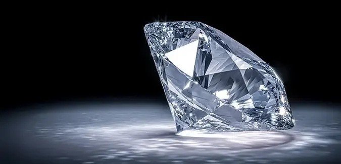 https:--portal.fandcproperties.ae-uploads-panel-blogs-thumbnails-unveiling_the_crown_jewel:_the_most_expensive_diamond_in_the_world_thumbnail_1759838915.jpeg