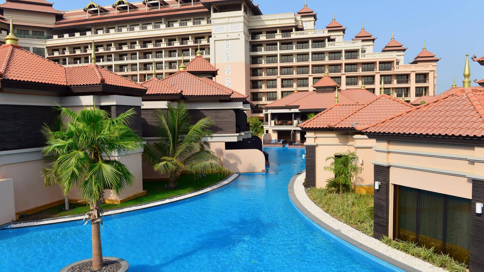 https:--portal.fandcproperties.ae-uploads-panel-developers-sections-seven_tides_section_seven_tides_a_big_name_in_the_middle_east_properties_1725539939.jpeg